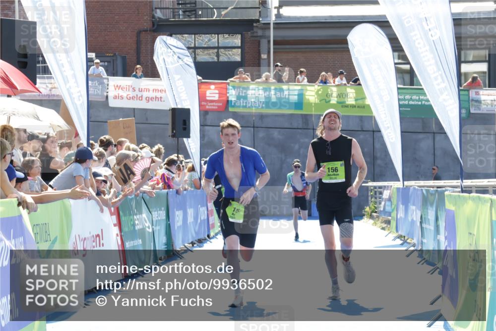 09.08.2026 - GEWOBA Citytriathlon Bremen Yannick Fuchs http://msf.ph/oto/9936502 09.08.2026 15:06:42 Ziel 15, 81, 156 meine-sportfotos.de