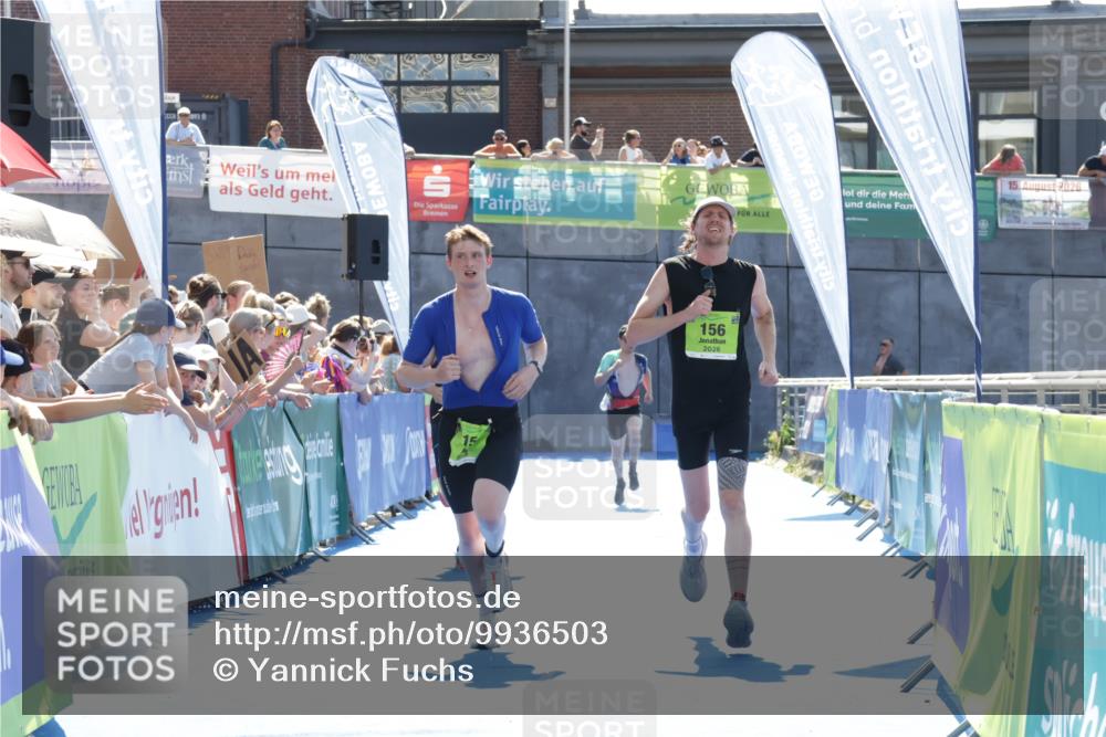 09.08.2026 - GEWOBA Citytriathlon Bremen Yannick Fuchs http://msf.ph/oto/9936503 09.08.2026 15:06:42 Ziel 15, 81, 156 meine-sportfotos.de