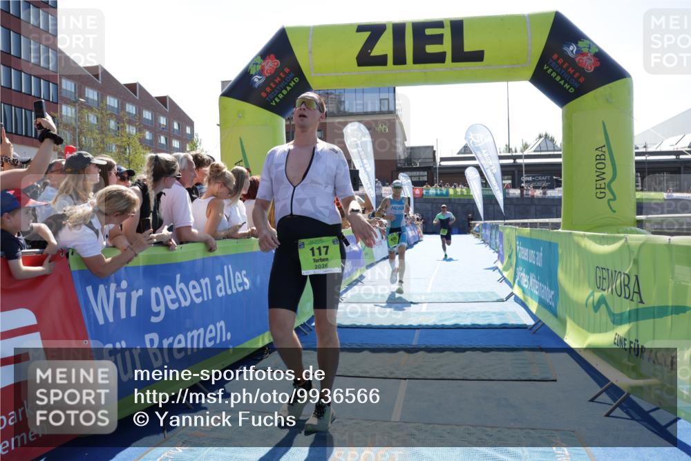 09.08.2026 - GEWOBA Citytriathlon Bremen Yannick Fuchs http://msf.ph/oto/9936566 09.08.2026 15:07:11 Ziel 117, 155, 420 meine-sportfotos.de