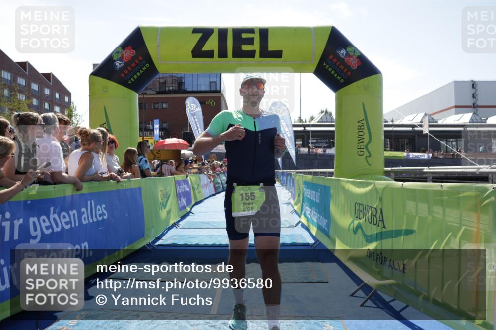 09.08.2026 - GEWOBA Citytriathlon Bremen Yannick Fuchs http://msf.ph/oto/9936580 09.08.2026 15:07:16 Ziel 114, 155, 420 meine-sportfotos.de