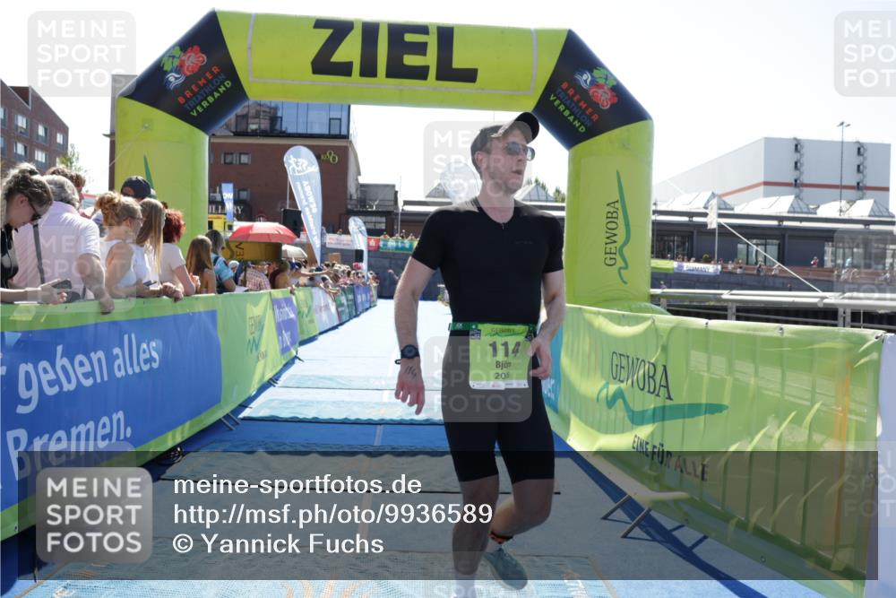 09.08.2026 - GEWOBA Citytriathlon Bremen Yannick Fuchs http://msf.ph/oto/9936589 09.08.2026 15:07:19 Ziel 114 meine-sportfotos.de