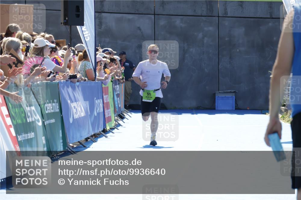 09.08.2026 - GEWOBA Citytriathlon Bremen Yannick Fuchs http://msf.ph/oto/9936640 09.08.2026 15:07:56 Ziel 51 meine-sportfotos.de