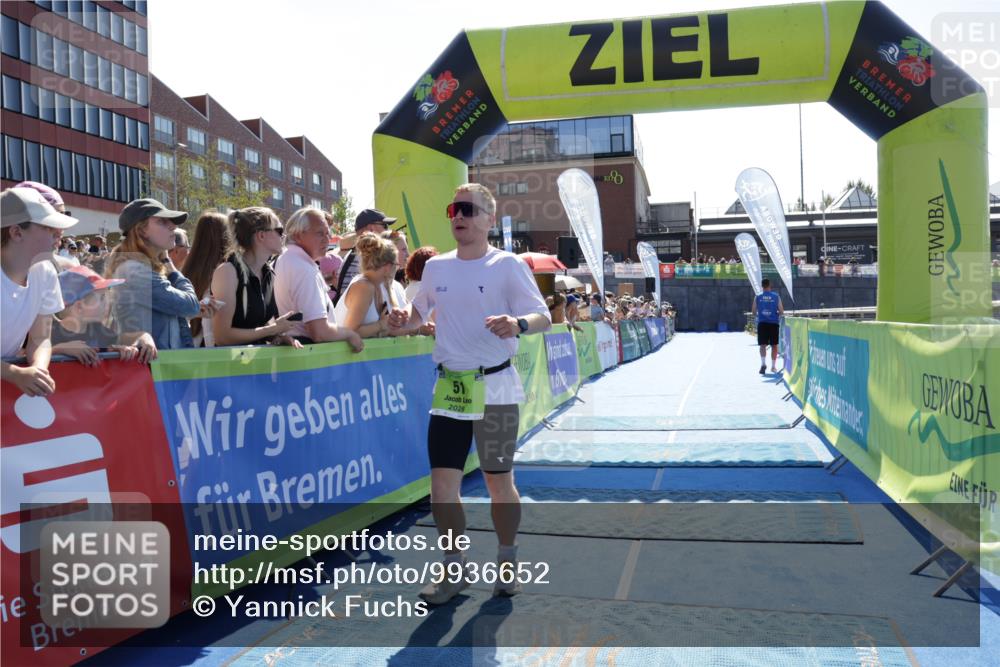 09.08.2026 - GEWOBA Citytriathlon Bremen Yannick Fuchs http://msf.ph/oto/9936652 09.08.2026 15:08:03 Ziel 51 meine-sportfotos.de