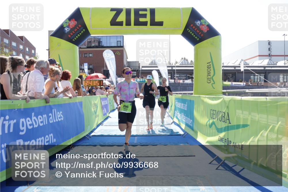 09.08.2026 - GEWOBA Citytriathlon Bremen Yannick Fuchs http://msf.ph/oto/9936668 09.08.2026 15:08:14 Ziel 128, 295, 304, 354 meine-sportfotos.de