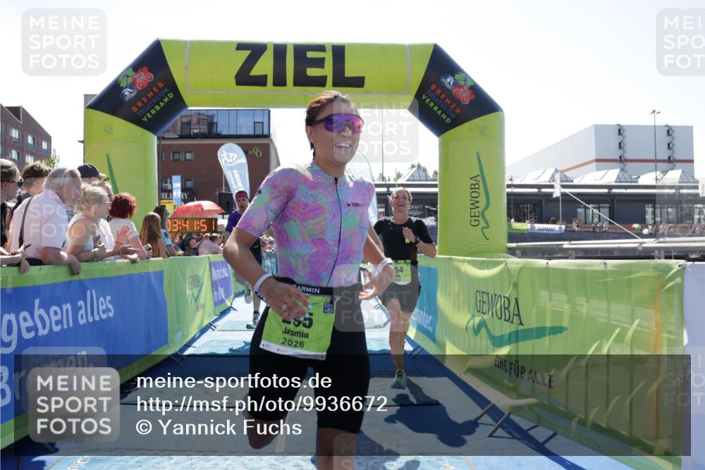 09.08.2026 - GEWOBA Citytriathlon Bremen Yannick Fuchs http://msf.ph/oto/9936672 09.08.2026 15:08:14 Ziel 128, 295, 304, 354 meine-sportfotos.de