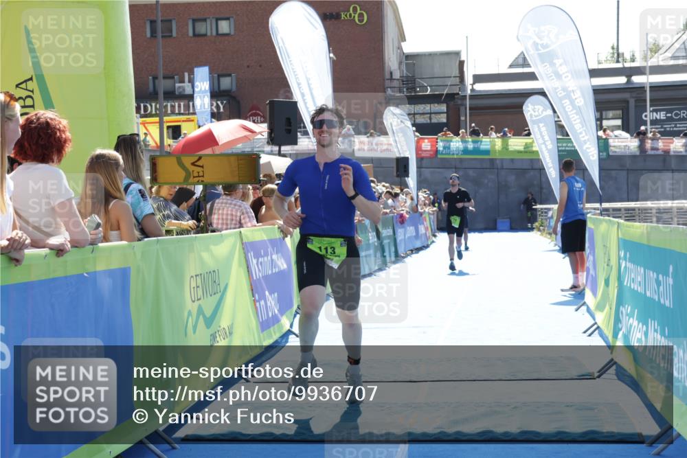 09.08.2026 - GEWOBA Citytriathlon Bremen Yannick Fuchs http://msf.ph/oto/9936707 09.08.2026 15:08:39 Ziel 1, 113, 170 meine-sportfotos.de