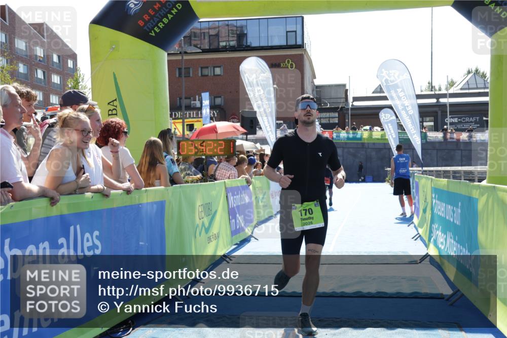 09.08.2026 - GEWOBA Citytriathlon Bremen Yannick Fuchs http://msf.ph/oto/9936715 09.08.2026 15:08:44 Ziel 113, 170, 780 meine-sportfotos.de