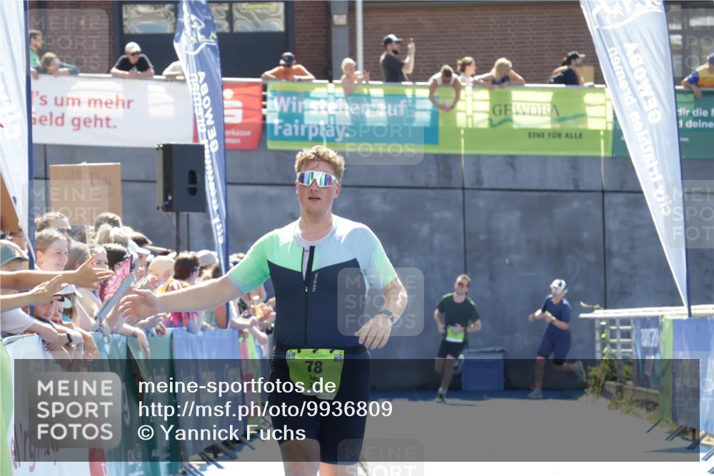 09.08.2026 - GEWOBA Citytriathlon Bremen Yannick Fuchs http://msf.ph/oto/9936809 09.08.2026 15:10:01 Ziel 78 meine-sportfotos.de