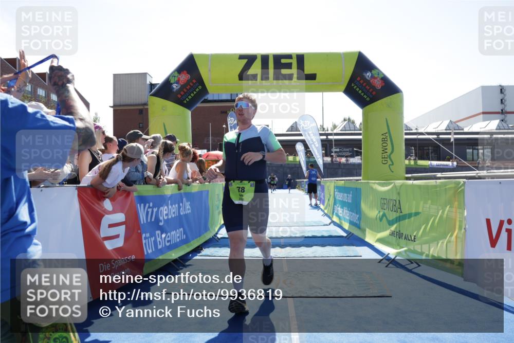 09.08.2026 - GEWOBA Citytriathlon Bremen Yannick Fuchs http://msf.ph/oto/9936819 09.08.2026 15:10:05 Ziel 78 meine-sportfotos.de