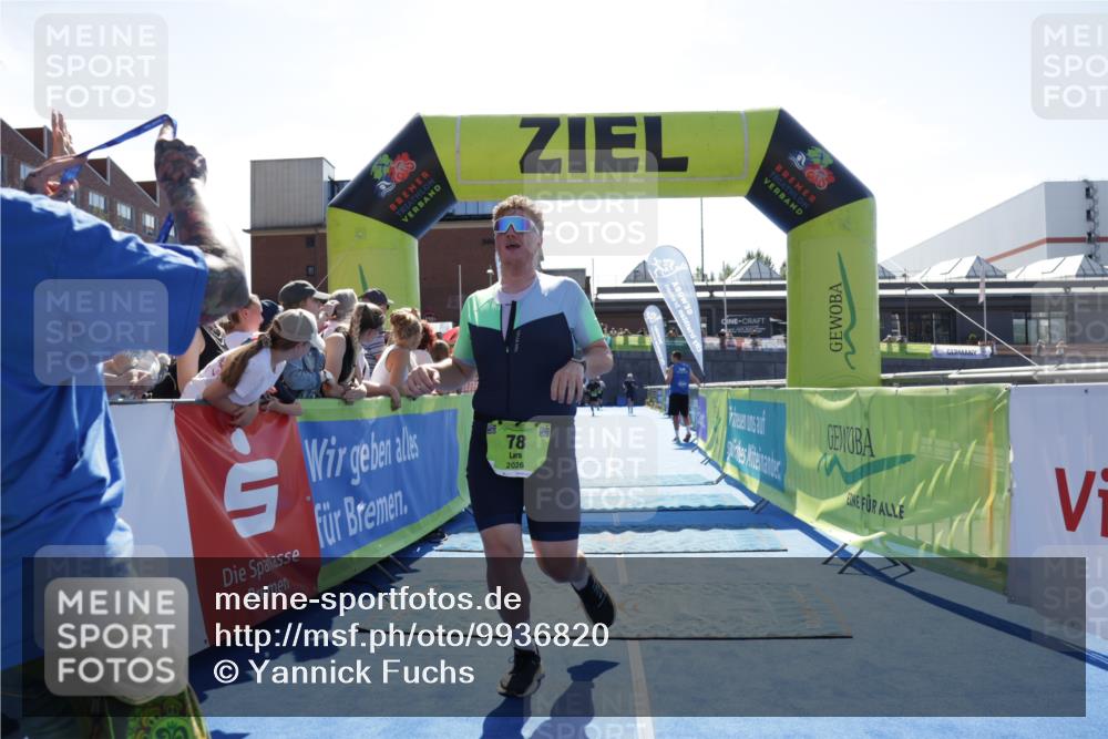 09.08.2026 - GEWOBA Citytriathlon Bremen Yannick Fuchs http://msf.ph/oto/9936820 09.08.2026 15:10:05 Ziel 78 meine-sportfotos.de
