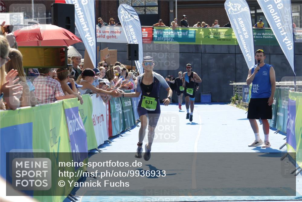 09.08.2026 - GEWOBA Citytriathlon Bremen Yannick Fuchs http://msf.ph/oto/9936933 09.08.2026 15:11:25 Ziel 118, 531 meine-sportfotos.de