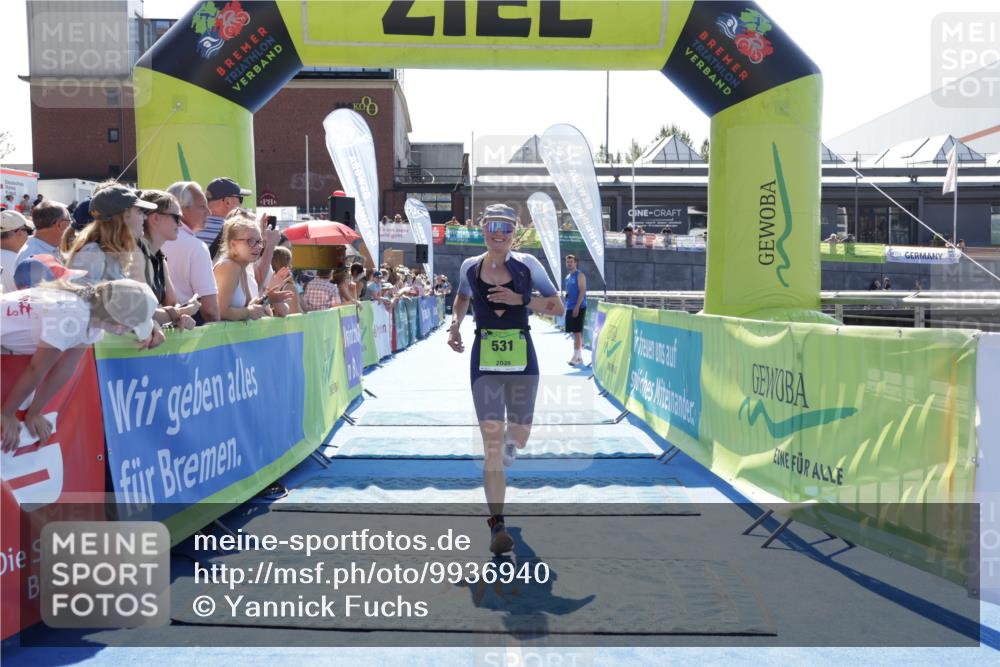 09.08.2026 - GEWOBA Citytriathlon Bremen Yannick Fuchs http://msf.ph/oto/9936940 09.08.2026 15:11:27 Ziel 118, 531 meine-sportfotos.de
