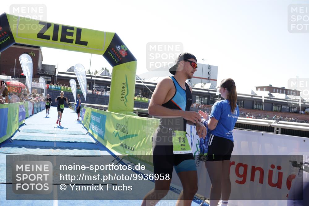 09.08.2026 - GEWOBA Citytriathlon Bremen Yannick Fuchs http://msf.ph/oto/9936958 09.08.2026 15:11:32 Ziel 118, 217, 218 meine-sportfotos.de