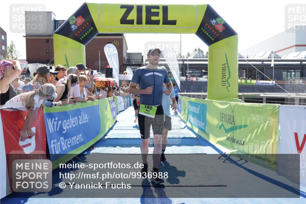 09.08.2026 - GEWOBA Citytriathlon Bremen Yannick Fuchs http://msf.ph/oto/9936988 09.08.2026 15:11:50 Ziel 38, 79, 162, 404, 943 meine-sportfotos.de