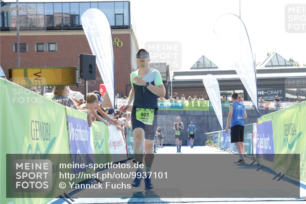 09.08.2026 - GEWOBA Citytriathlon Bremen Yannick Fuchs http://msf.ph/oto/9937101 09.08.2026 15:13:15 Ziel 92, 270, 403 meine-sportfotos.de