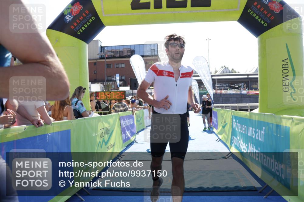 09.08.2026 - GEWOBA Citytriathlon Bremen Yannick Fuchs http://msf.ph/oto/9937150 09.08.2026 15:13:48 Ziel 54, 86, 180, 278, 349, 362, 450 meine-sportfotos.de