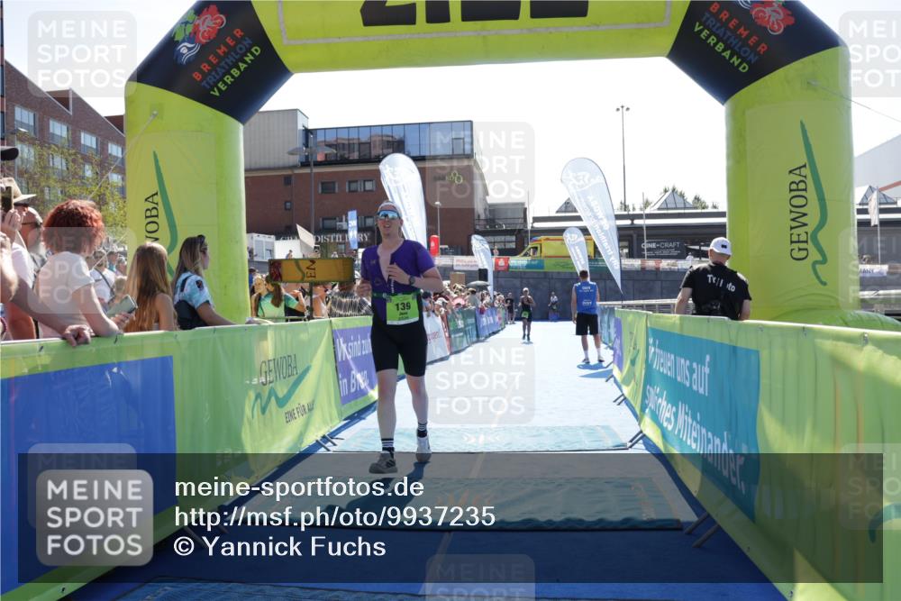 09.08.2026 - GEWOBA Citytriathlon Bremen Yannick Fuchs http://msf.ph/oto/9937235 09.08.2026 15:14:43 Ziel 139, 346 meine-sportfotos.de
