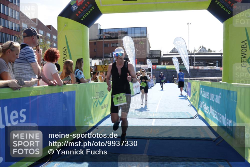 09.08.2026 - GEWOBA Citytriathlon Bremen Yannick Fuchs http://msf.ph/oto/9937330 09.08.2026 15:15:39 Ziel 257, 337, 466 meine-sportfotos.de