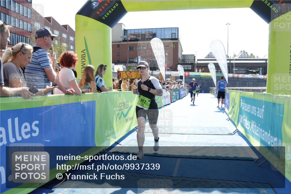 09.08.2026 - GEWOBA Citytriathlon Bremen Yannick Fuchs http://msf.ph/oto/9937339 09.08.2026 15:15:40 Ziel 257, 337, 466 meine-sportfotos.de