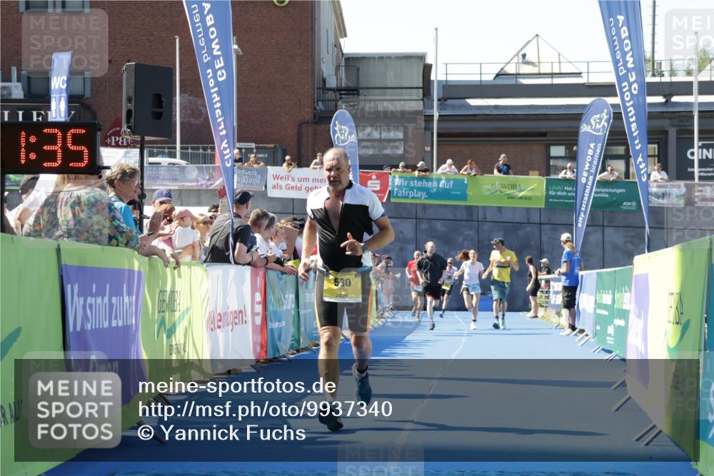 09.08.2026 - GEWOBA Citytriathlon Bremen Yannick Fuchs http://msf.ph/oto/9937340 09.08.2026 11:41:39 Ziel 229, 530 meine-sportfotos.de
