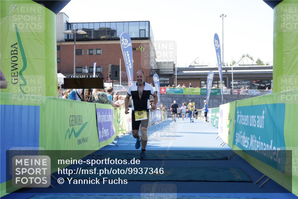 09.08.2026 - GEWOBA Citytriathlon Bremen Yannick Fuchs http://msf.ph/oto/9937346 09.08.2026 11:41:41 Ziel 229, 530 meine-sportfotos.de