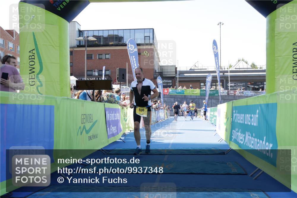 09.08.2026 - GEWOBA Citytriathlon Bremen Yannick Fuchs http://msf.ph/oto/9937348 09.08.2026 11:41:41 Ziel 229, 530 meine-sportfotos.de