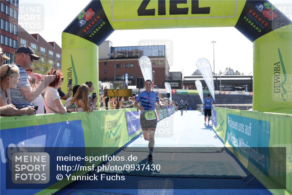 09.08.2026 - GEWOBA Citytriathlon Bremen Yannick Fuchs http://msf.ph/oto/9937430 09.08.2026 15:16:18 Ziel 339, 364 meine-sportfotos.de