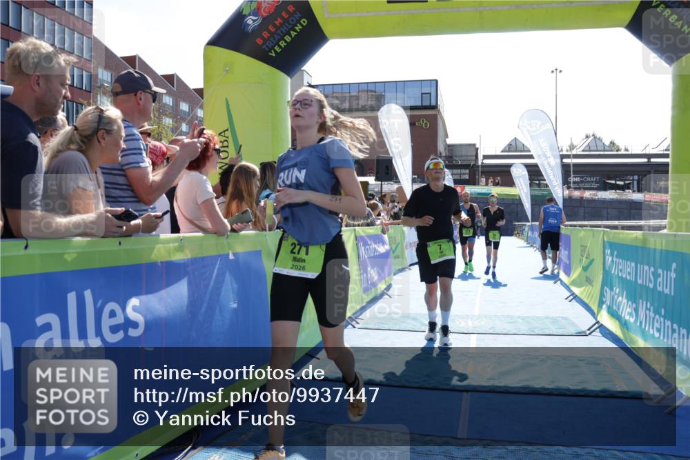09.08.2026 - GEWOBA Citytriathlon Bremen Yannick Fuchs http://msf.ph/oto/9937447 09.08.2026 15:16:27 Ziel 7, 74, 271, 373 meine-sportfotos.de