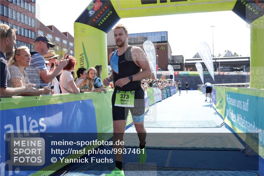 09.08.2026 - GEWOBA Citytriathlon Bremen Yannick Fuchs http://msf.ph/oto/9937461 09.08.2026 15:16:30 Ziel 7, 74, 236, 271, 373 meine-sportfotos.de