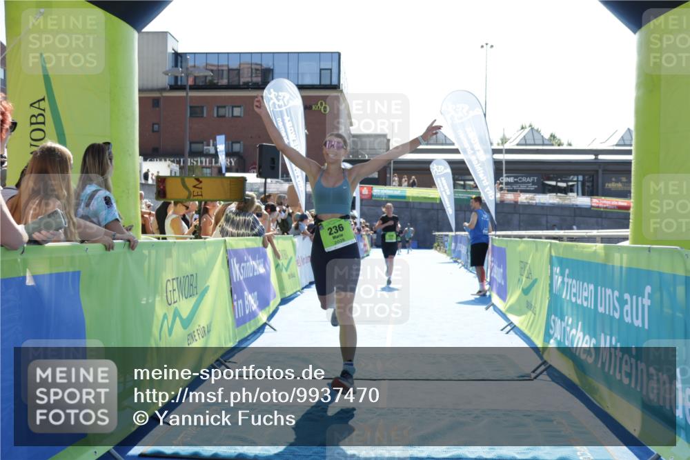 09.08.2026 - GEWOBA Citytriathlon Bremen Yannick Fuchs http://msf.ph/oto/9937470 09.08.2026 15:16:35 Ziel 236, 334 meine-sportfotos.de