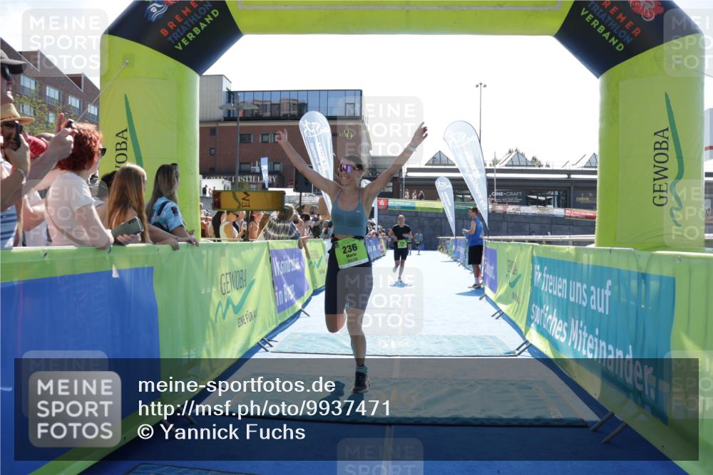 09.08.2026 - GEWOBA Citytriathlon Bremen Yannick Fuchs http://msf.ph/oto/9937471 09.08.2026 15:16:35 Ziel 236, 334 meine-sportfotos.de