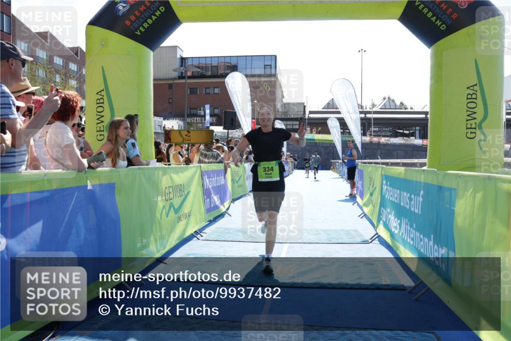 09.08.2026 - GEWOBA Citytriathlon Bremen Yannick Fuchs http://msf.ph/oto/9937482 09.08.2026 15:16:37 Ziel 236, 334, 402 meine-sportfotos.de