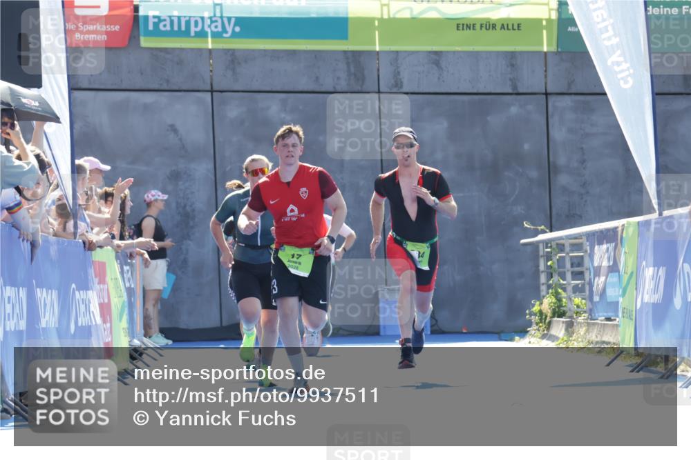 09.08.2026 - GEWOBA Citytriathlon Bremen Yannick Fuchs http://msf.ph/oto/9937511 09.08.2026 15:16:53 Ziel 384 meine-sportfotos.de