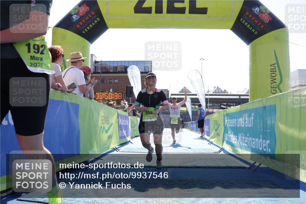 09.08.2026 - GEWOBA Citytriathlon Bremen Yannick Fuchs http://msf.ph/oto/9937546 09.08.2026 15:17:01 Ziel 17, 146, 192, 356, 384 meine-sportfotos.de