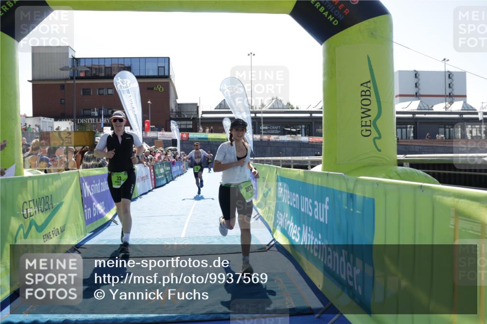 09.08.2026 - GEWOBA Citytriathlon Bremen Yannick Fuchs http://msf.ph/oto/9937569 09.08.2026 15:17:14 Ziel 33, 60, 207 meine-sportfotos.de