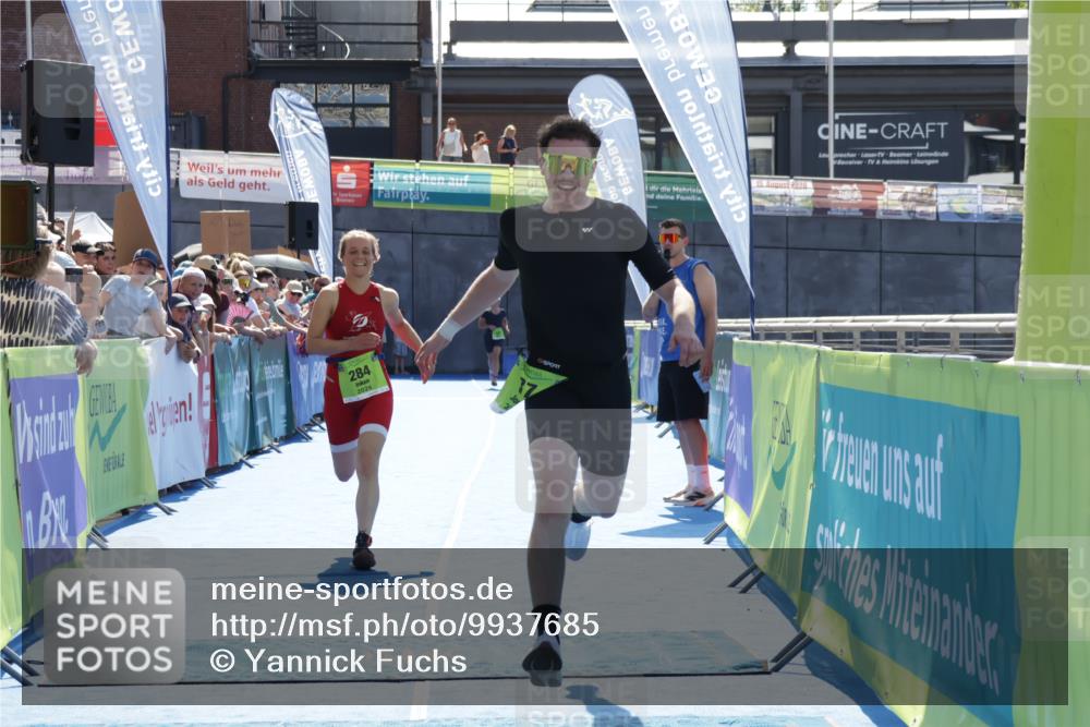 09.08.2026 - GEWOBA Citytriathlon Bremen Yannick Fuchs http://msf.ph/oto/9937685 09.08.2026 15:18:23 Ziel 37, 284 meine-sportfotos.de