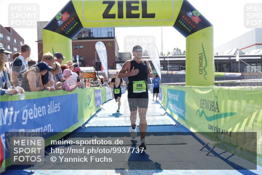 09.08.2026 - GEWOBA Citytriathlon Bremen Yannick Fuchs http://msf.ph/oto/9937737 09.08.2026 15:19:09 Ziel 21, 319, 343, 398 meine-sportfotos.de