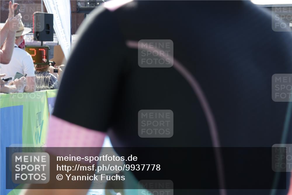 09.08.2026 - GEWOBA Citytriathlon Bremen Yannick Fuchs http://msf.ph/oto/9937778 09.08.2026 15:19:50 Ziel 133, 291 meine-sportfotos.de
