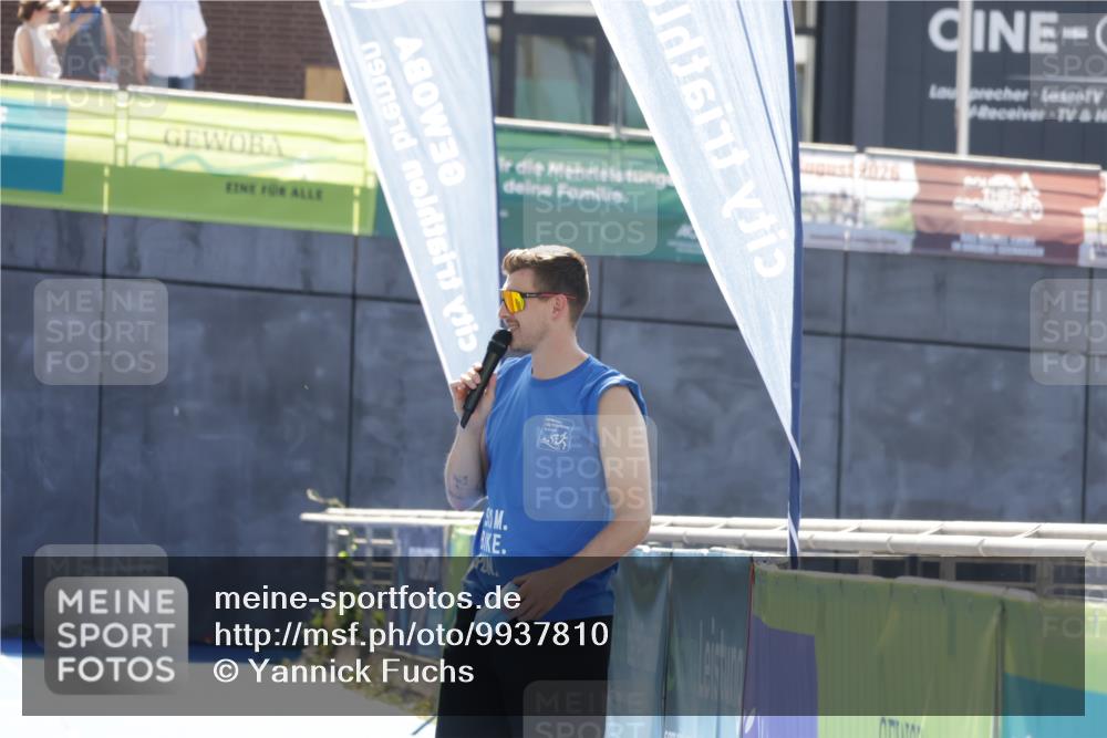 09.08.2026 - GEWOBA Citytriathlon Bremen Yannick Fuchs http://msf.ph/oto/9937810 09.08.2026 15:20:19 Ziel  meine-sportfotos.de