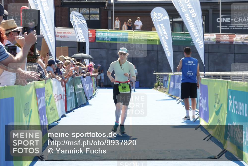 09.08.2026 - GEWOBA Citytriathlon Bremen Yannick Fuchs http://msf.ph/oto/9937820 09.08.2026 15:20:40 Ziel 240, 256, 352 meine-sportfotos.de
