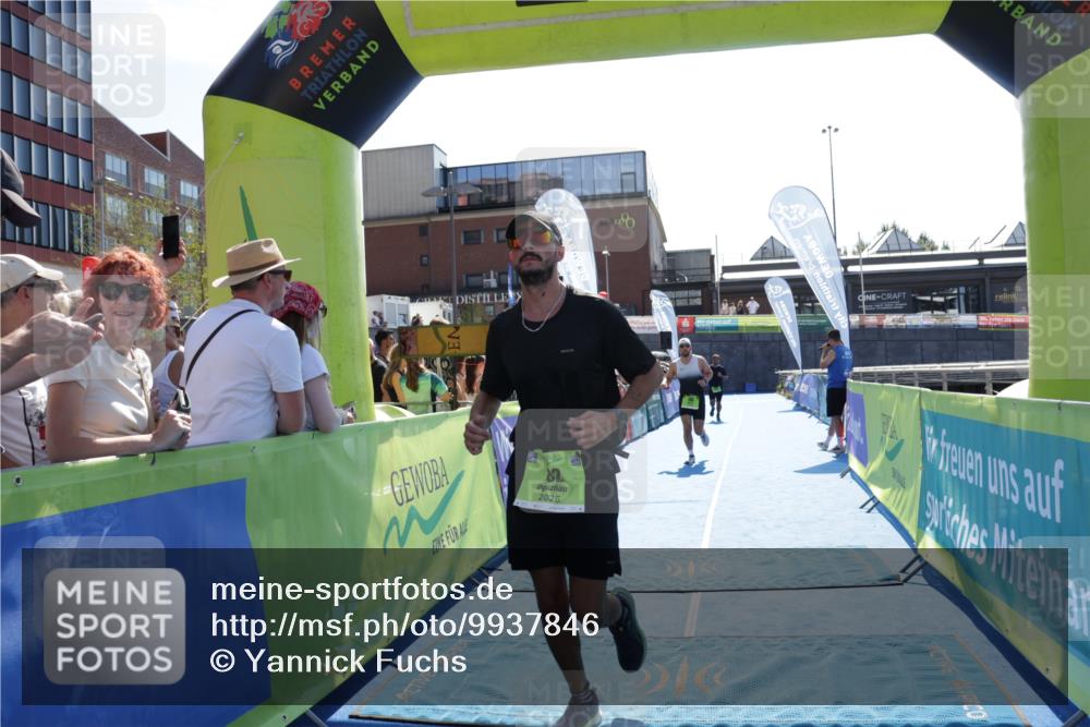 09.08.2026 - GEWOBA Citytriathlon Bremen Yannick Fuchs http://msf.ph/oto/9937846 09.08.2026 15:20:59 Ziel 14, 66, 82 meine-sportfotos.de