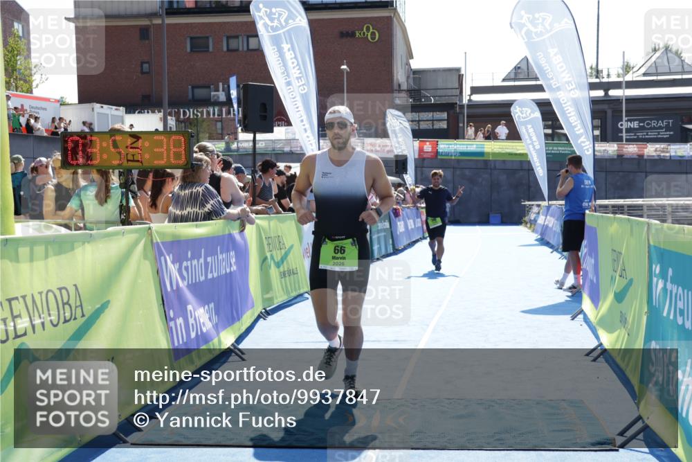 09.08.2026 - GEWOBA Citytriathlon Bremen Yannick Fuchs http://msf.ph/oto/9937847 09.08.2026 15:21:01 Ziel 66, 82, 369 meine-sportfotos.de