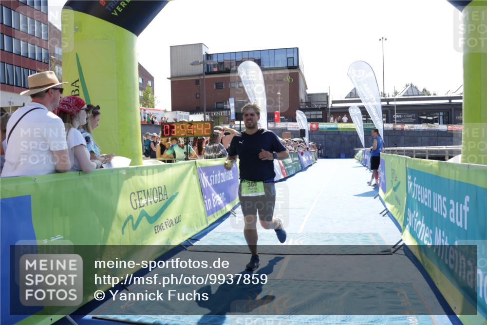 09.08.2026 - GEWOBA Citytriathlon Bremen Yannick Fuchs http://msf.ph/oto/9937859 09.08.2026 15:21:05 Ziel 66, 369 meine-sportfotos.de