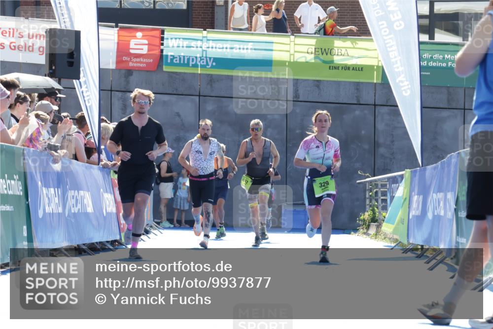 09.08.2026 - GEWOBA Citytriathlon Bremen Yannick Fuchs http://msf.ph/oto/9937877 09.08.2026 15:21:23 Ziel 288, 329 meine-sportfotos.de