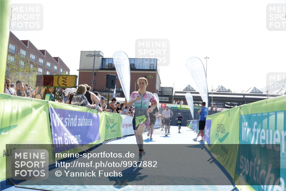 09.08.2026 - GEWOBA Citytriathlon Bremen Yannick Fuchs http://msf.ph/oto/9937882 09.08.2026 15:21:28 Ziel 19, 203, 329, 390, 417 meine-sportfotos.de