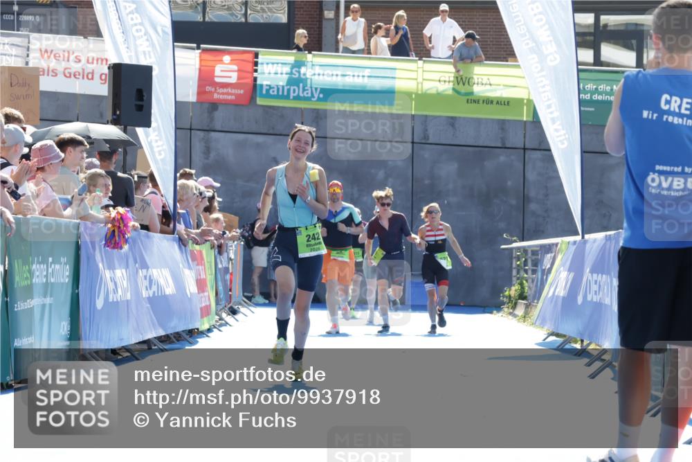 09.08.2026 - GEWOBA Citytriathlon Bremen Yannick Fuchs http://msf.ph/oto/9937918 09.08.2026 15:21:45 Ziel 130, 242 meine-sportfotos.de