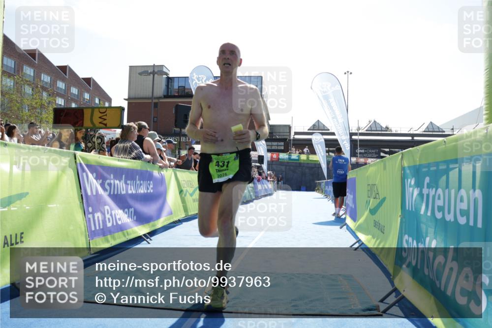 09.08.2026 - GEWOBA Citytriathlon Bremen Yannick Fuchs http://msf.ph/oto/9937963 09.08.2026 15:22:00 Ziel 182, 415, 431 meine-sportfotos.de