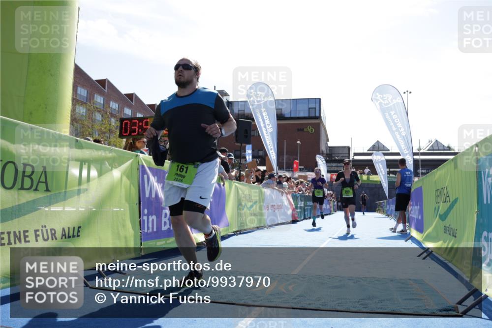 09.08.2026 - GEWOBA Citytriathlon Bremen Yannick Fuchs http://msf.ph/oto/9937970 09.08.2026 15:22:29 Ziel 161, 280, 305 meine-sportfotos.de