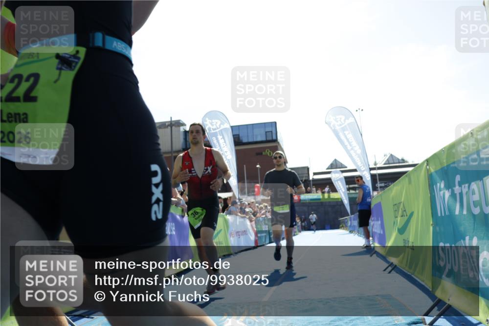 09.08.2026 - GEWOBA Citytriathlon Bremen Yannick Fuchs http://msf.ph/oto/9938025 09.08.2026 15:22:57 Ziel 80, 87, 91, 222, 229, 249, 363 meine-sportfotos.de