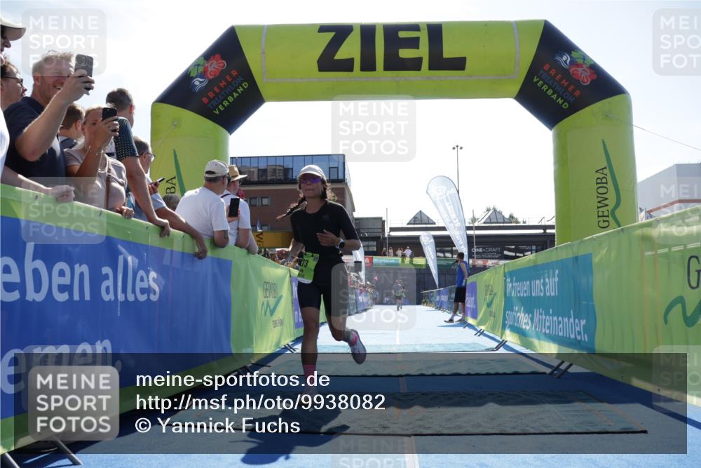 09.08.2026 - GEWOBA Citytriathlon Bremen Yannick Fuchs http://msf.ph/oto/9938082 09.08.2026 15:23:31 Ziel 12, 163, 273, 482 meine-sportfotos.de
